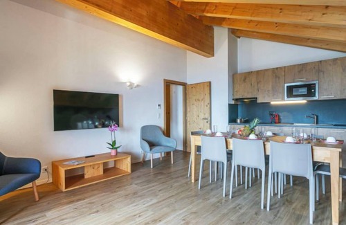 La Tzoumaz Apartment | T-Resort La Tzoumaz 4p8 vue vallée by Interhome