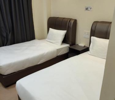 Gua Musang Hotel | T&S Management House