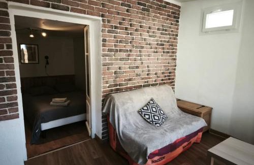 Aurillac Apartment | T1 Calme Séjour Pro et Détente