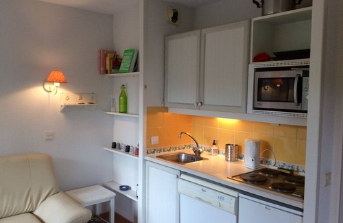 La Baule-Escoublac Apartment | T1bis in a wonderful park with pools near beach