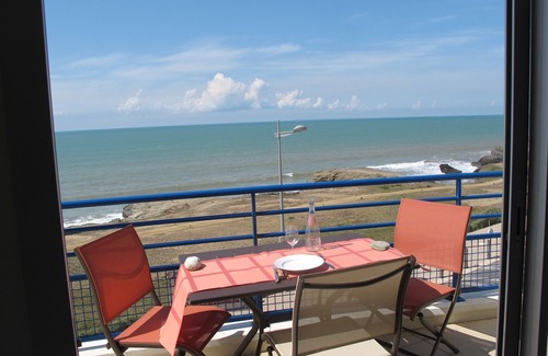 Saint-Hilaire-de-Riez Apartment | T2 apartment wonderful sea view, WLAN available garage 2 bicycles available