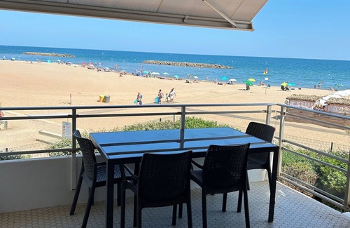 Valras-Plage Apartment | T2 APARTMENT SEASIDE 'THE WATERFRONT'