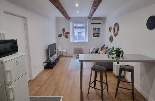 Prefecture Apartment | T2 au cœur du centre ville de marseille