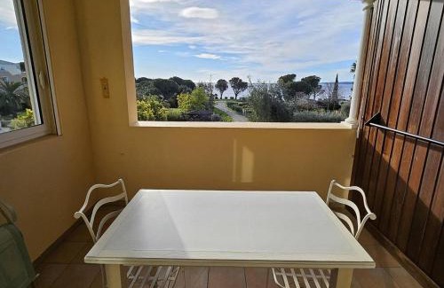 Les Issambres Apartment | T2 avec Piscine, Vue Mer, Parking, à 200m de la Plage - FR-1-768-70