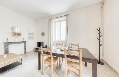 La Queue-les-Yvelines Apartment | T2 calme avec Parking privé - 20 min Versailles - Paris à la campagne