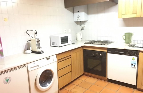Sesimbra Apartment | T2 First line from the beach