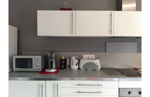 Gemenos Apartment | T2 les Cigales Tout Équipé au 1er Étage, Gite LES Cigales