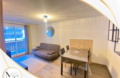Allos Apartment | T2 ski, heated pool, hammam