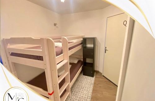 Allos Apartment | T2 ski, heated pool, hammam