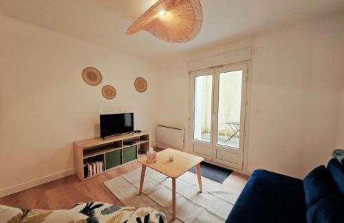 Angouleme Apartment | T2 tout confort - Proche Gare - Patio
