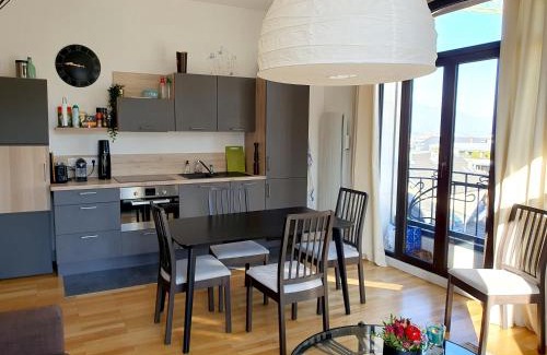 Aix-les-Bains City Center Apartment | T3 Astoria Grand Lac hyper centre