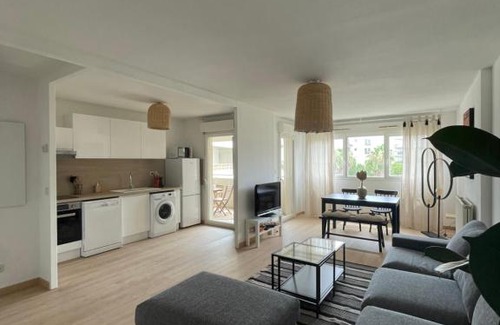 Port Marianne Apartment | T3 Bohème au cœur de Port Marianne