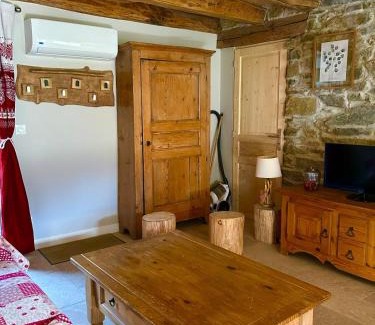 Saint-Michel-de-Maurienne Ski Chalet | T3 classé 3 étoiles, pour 6 personnes dans un Chalet