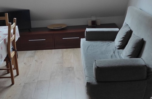Allos Apartment | T3 family apartment, attic, in the mountains. Pets not allowed.