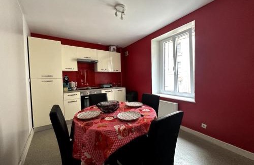 Epinal Apartment | T3 Hyper centre Place des Vosges