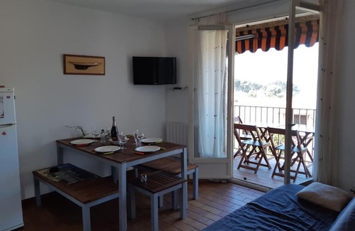 La Madrague Apartment | T3 vue mer calme à la Madrague