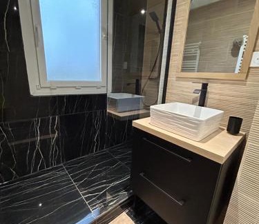 Vitrolles Apartment | T4 jolie vue avec jaccuzzi