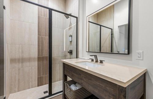 Clarkdale Hotel | Taawaki Inn