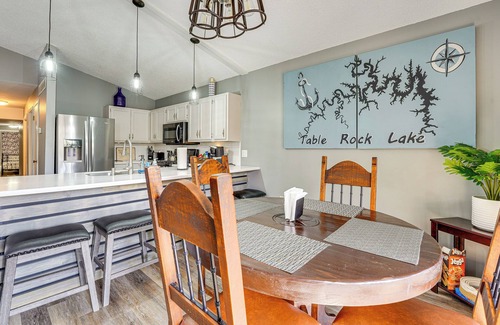 Golden House | Table Rock Lake Home w/Lake Access & Views