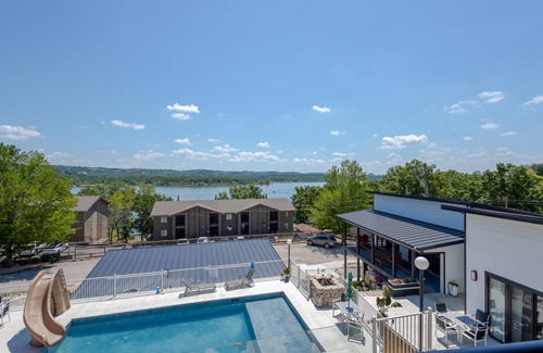 Indian Point Villa | Table Rock Lake Mega-Villa: Sleeps 29, Private Pool & Hot Tub, 3 mins to SDC!