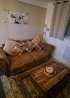 Gabalfa Apartment | Taff Cottage - Stylish getaway by River Taff with free parking