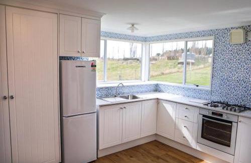 Otago Region House | Taieri Bank Cottage - Middlemarch, Otago