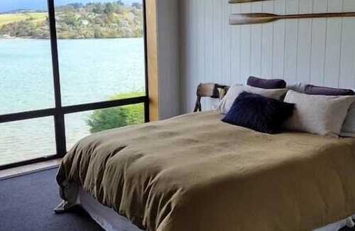 Taieri Mouth House | Taieri Mouth Beach Retreat 30 minutes from Dunedin
