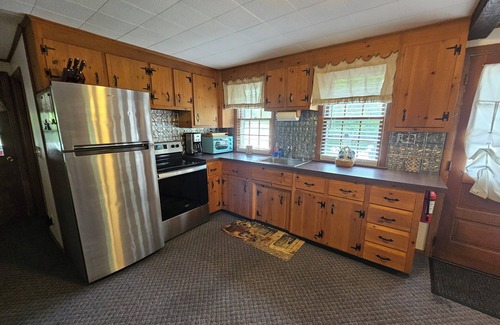 West Alton House | Taigh Loch - Lakes Region Retreat!