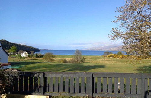 West Laroch Apartment | Taigh Mara(Marine House) 2 bed Apartment