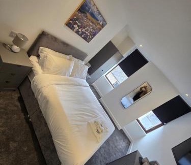 Elgin Hotel | Taigh Mor
