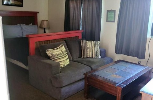 Page Apartment | Tail Wind Life LLC
