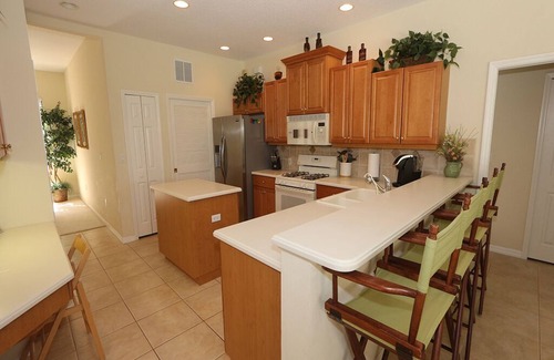 Braden River House | Tailfeather Home on Golf Course by RVA: Stylish 4BR w Pool & Close to Beach