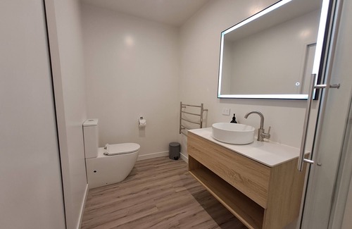 Saint Kilda Apartment | Tainui Charm - Fully renovated, 3 bedrooms