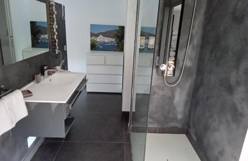 Manosque Bed & Breakfast | TAKAMAKA