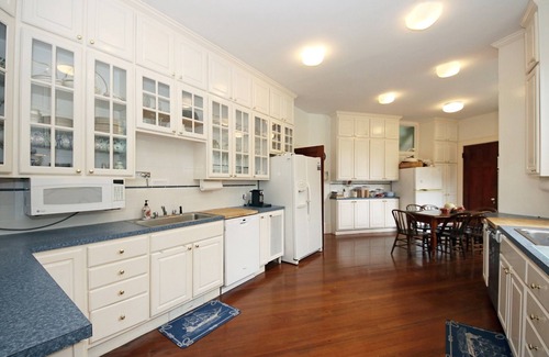 Saunderstown House | Take a 3 day Luxury stay in New England