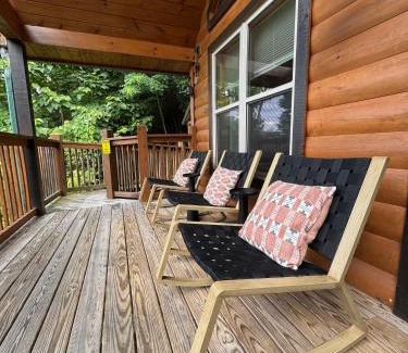 Chalet Village North House | Take it Easy with hot tub and community pool
