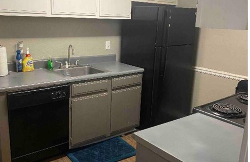 Marietta Apartment | Take me to the Ballpark