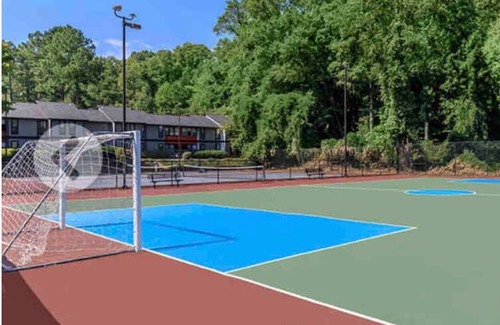 Marietta Apartment | Take me to the Ballpark