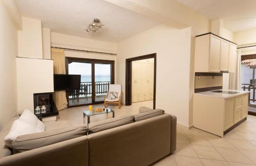 Polichrono Apartment | Take Me To The Sea - Beachfront, Starlink
