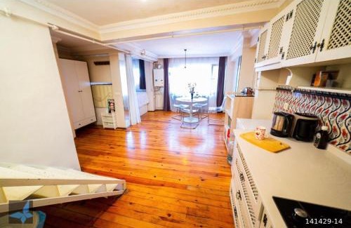 Taksim Apartment | Taksim FunHouse