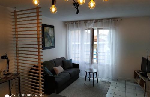Talence Apartment | Talence, studio cosy 27 M2, Bordeaux 10 mn en tram