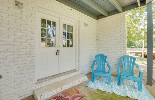 Talladega Apartment | Talladega Apartment ~ 14 Mi to Superspeedway!