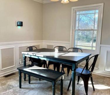 Harrisburg House | Talladega Nights to nearby Nascar ZMax CLT