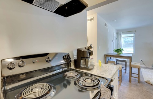 Talladega Apartment | Talladega Rental < 15 Mi to Superspeedway & River!