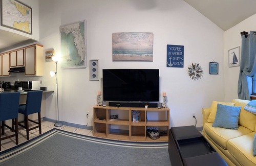 Tallahassee House | Tally Townhome located 5 min walk to FSU Campus