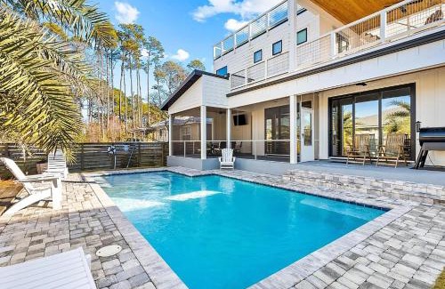 Inlet Beach Heights House | Talulah Sunrise by Emerald Coast Retreats