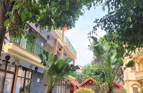 Hoa Lu House | Tam Coc Mountain Lake Homestay