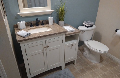 Odessa Condo | Tampa Bay Luxury Condo, Full Granite Tops, Best Beaches Nearby.