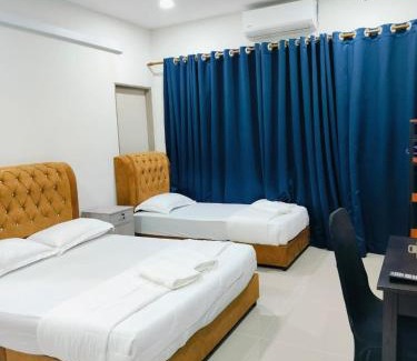 Kampung Laut Hotel | TAMU ROOMSTAY TOK MOLOR