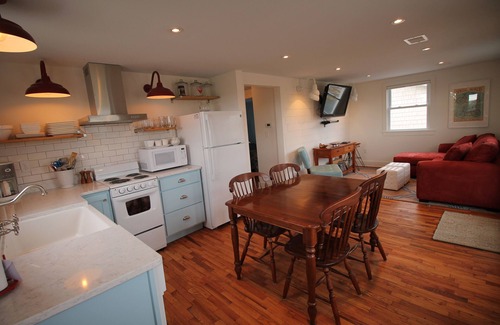 Nags Head House | Tandem Cottage: Cozy Coastal Cottage, Short Walk to the Sand!